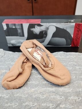 NEW - CAPEZIO Canvas Pro Tan Ballet Slippers - Split Sole